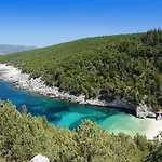 Ireni Waterfont Vakantiehuis