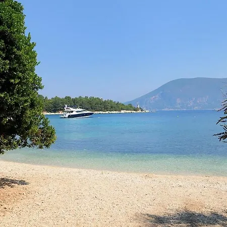 Ireni Waterfont Ferienhaus