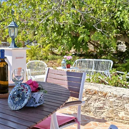 Σπίτι διακοπών Ireni Waterfont Φισκάρδο